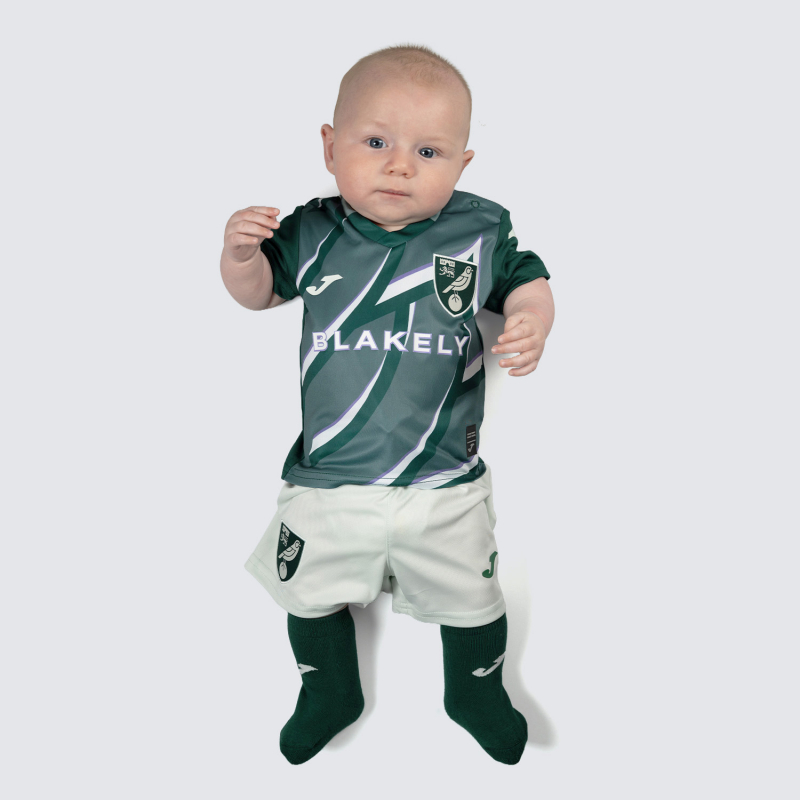 2025/26 Away Infant Mini Kit 