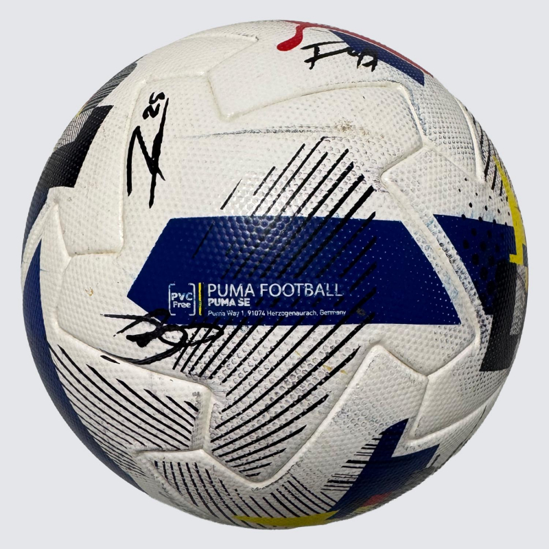 EFL 25/26 Issued Matchball - Squad Signed