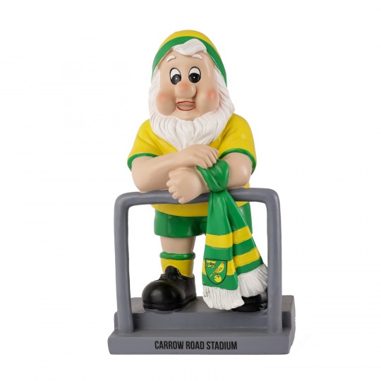 Supporter Standing Gnome
