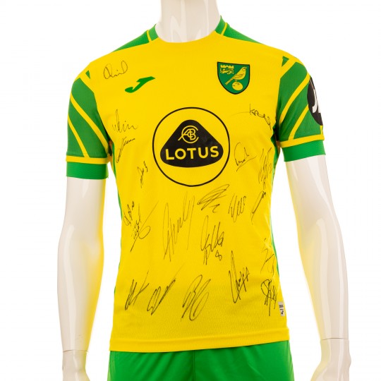 Norwich City 21-22 Home Shirt - Squad Signed