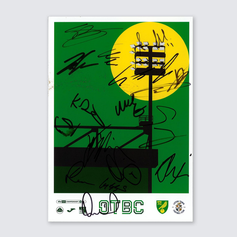 Programme v Luton Town 22/23 - SQUAD SIGNED